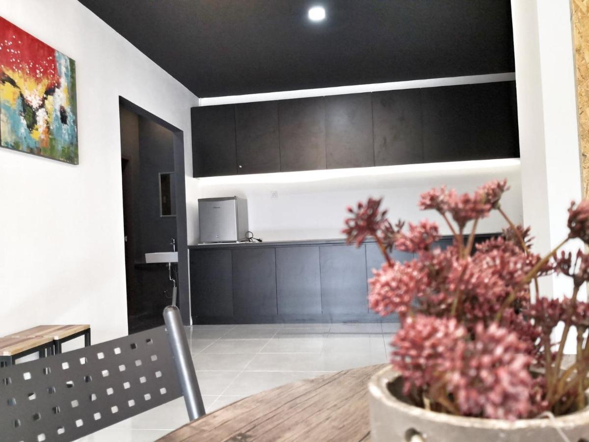 Apartament 23Loft Kuching Zewnętrze zdjęcie