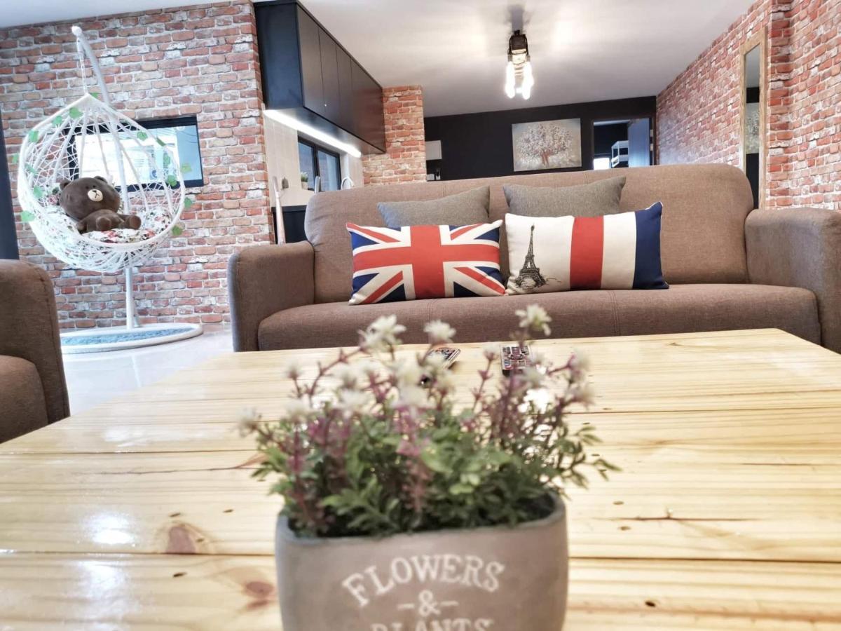 Apartament 23Loft Kuching Zewnętrze zdjęcie