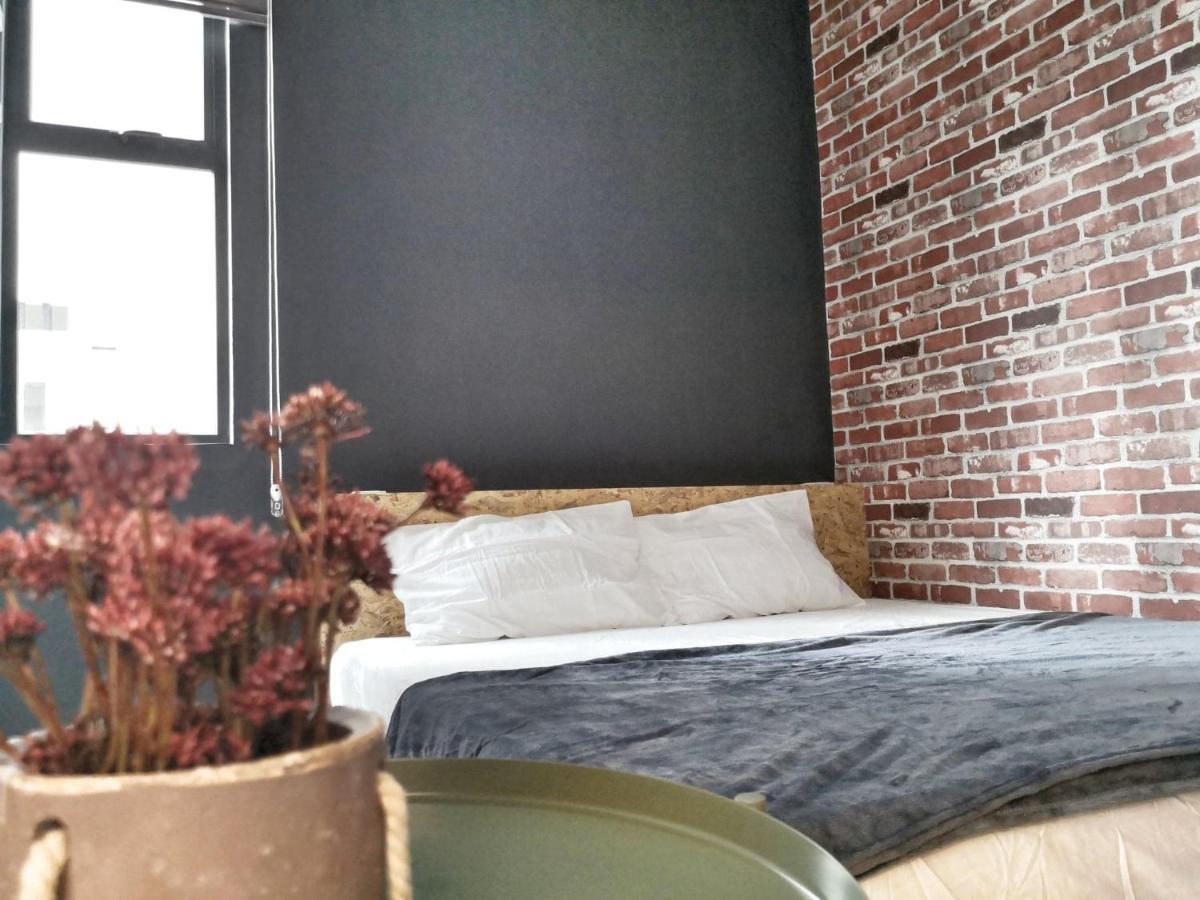 Apartament 23Loft Kuching Zewnętrze zdjęcie